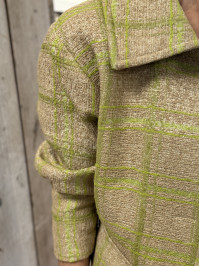 Lime-sand bouclé