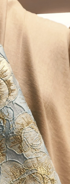 A La Ville New Age Lin