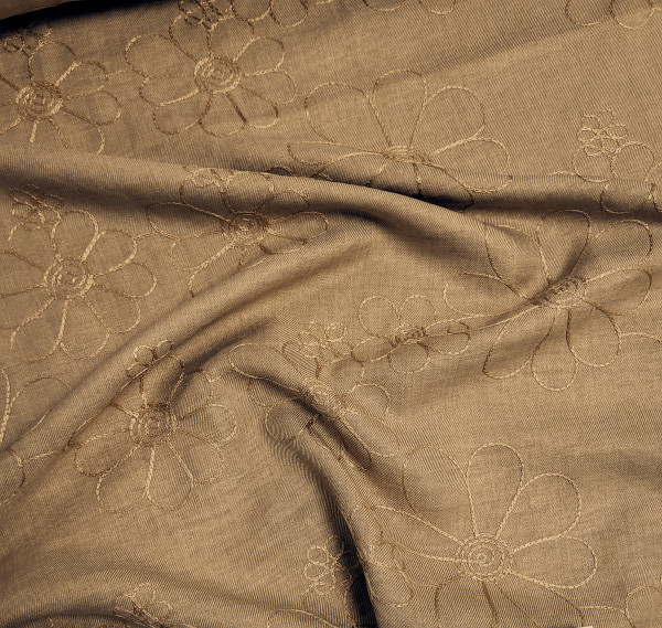 Embroidery Emma Sand