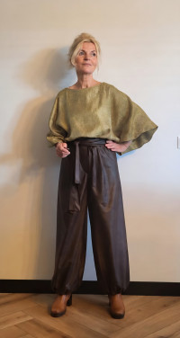 A La Ville Satin Olive
